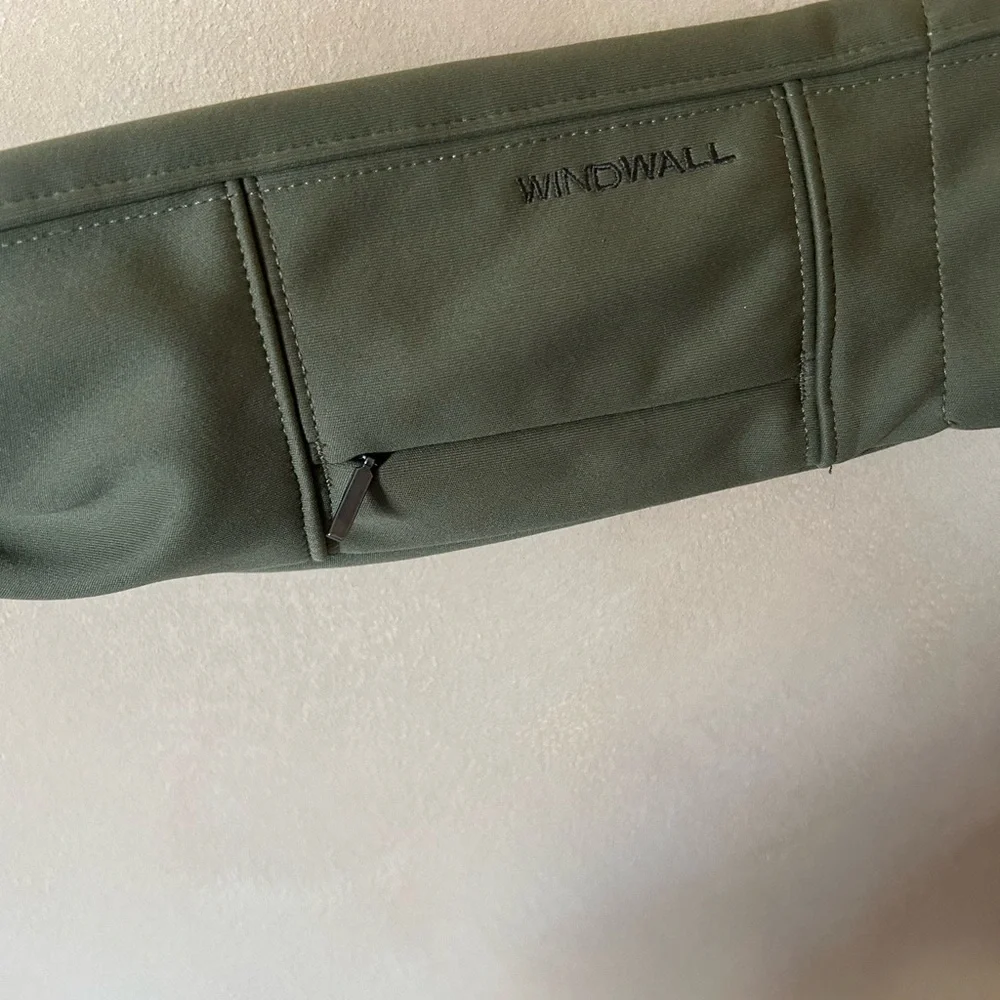 The North Face Jacket XS - EUC see note - Picture 16 of 16